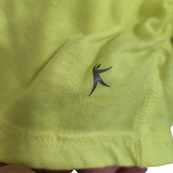 Danskin Now Yellow Lime Loose Fit Athletic Top Size 1x (16w) EUC P2p 21 - Picture 4 of 6